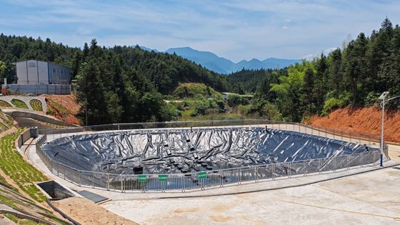 Polyetylene mật độ cao Geomembrane trơn The giải pháp hoàn hảo cho kháng hóa chất