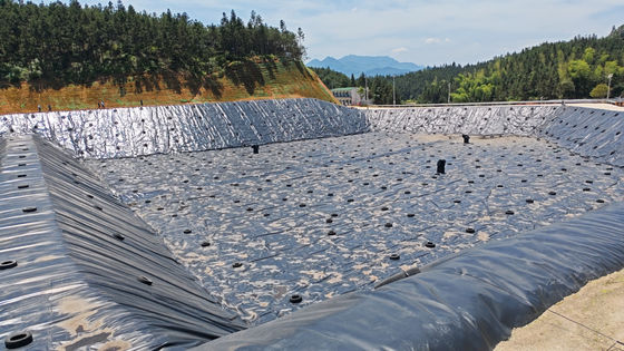 Polyetylene mật độ cao Geomembrane trơn The giải pháp hoàn hảo cho kháng hóa chất