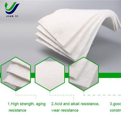 Geomembrane hợp chất có độ bền kéo cao với phim PE Geotextile và phương pháp lắp đặt hàn EVA