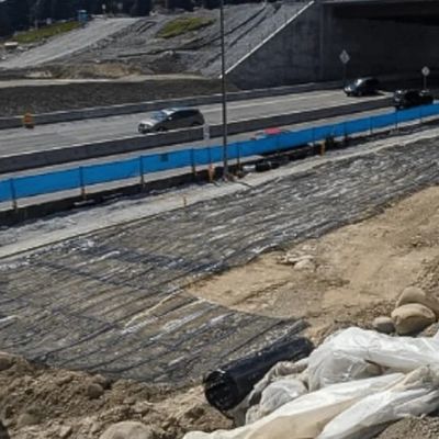 Độ bền kéo cao và độ kéo dài nhỏ Geogrid sợi thủy tinh để củng cố vỉa hè Đập bảo vệ độ dốc và dự án kiểm soát cát