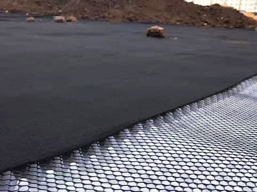 Chống nhiệt độ cao và chống ăn mòn thoát nước Geonet chống tia UV cho đường hoặc tường đường hầm