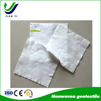 Đỏ màu trắng trọng lượng Giotextile sợi thắt với chức năng lọc tuyệt vời
