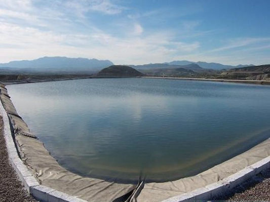 Được thiết kế cho an toàn: Các giải pháp Geomembrane HDPE hiệu suất cao cho dung dịch, kiềm chế ao và bảo vệ môi trường