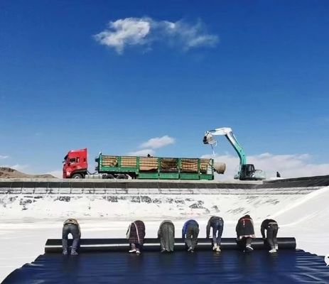 Được thiết kế cho an toàn: Các giải pháp Geomembrane HDPE hiệu suất cao cho dung dịch, kiềm chế ao và bảo vệ môi trường