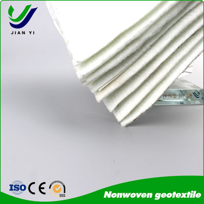 Kháng tia cực tím White Short Fiber Geotextile Engineered Strength for Earthworks Chất liệu bền và ổn định đất