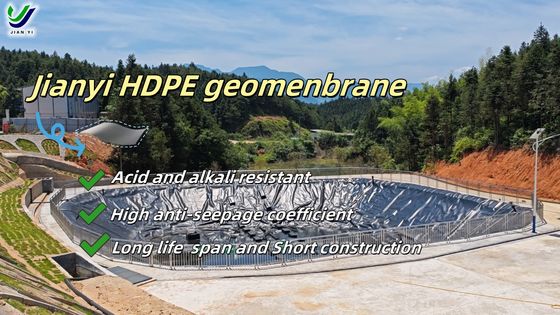 Màng địa kỹ thuật HDPE trơn chống thấm với tính ổn định hóa học và độ bền cho sự bảo vệ lâu dài